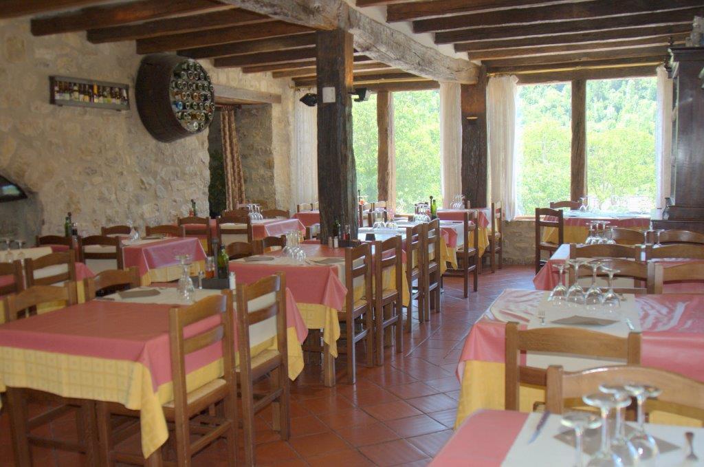 Hostal De La Rovira Oix Dış mekan fotoğraf