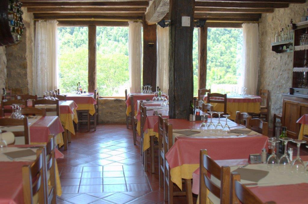 Hostal De La Rovira Oix Dış mekan fotoğraf
