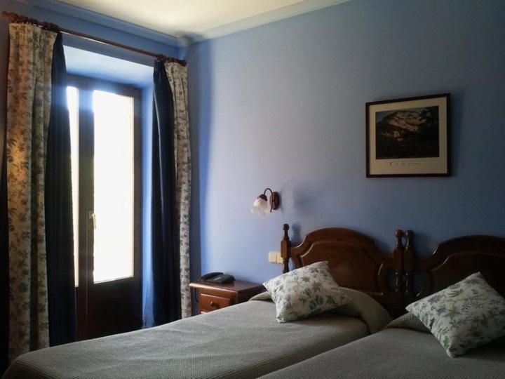 Hostal De La Rovira Oix Oda fotoğraf